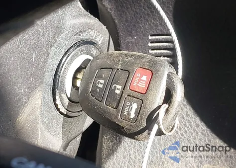 2017 Toyota Corolla Le z USA, uszkodzony, nr VIN 2T1BURHE7HC750532